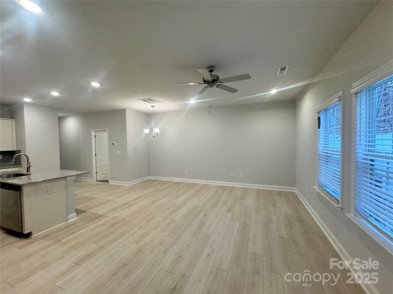 Spacious, unfurnished interior of a new home in Pine Trace, Gastonia (Image 18). Spacious, unfurnished interior of a new home in Pine Trace, Gastonia (Image 18).