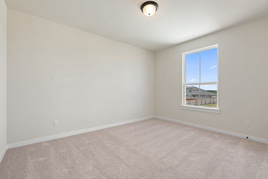 Spacious, unfurnished interior of a new home in Lariat, Liberty Hill (Image 36).