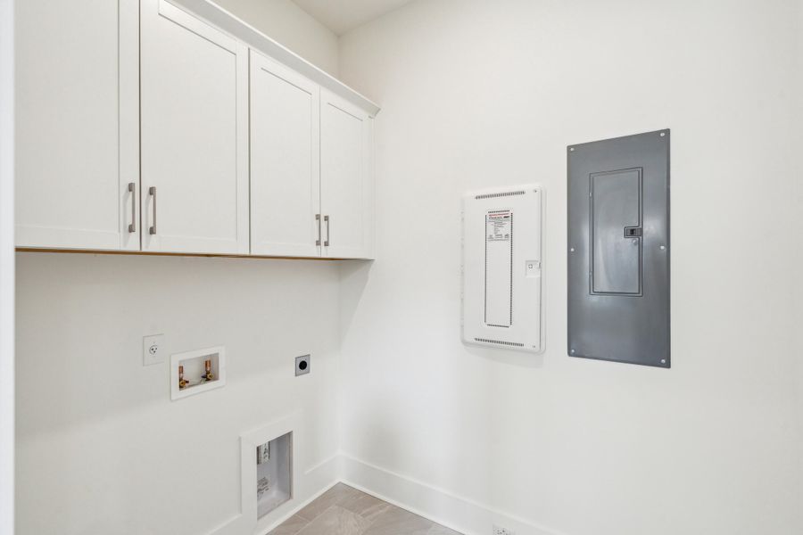 Spacious, unfurnished interior of a new home in , Mount Pleasant (Image 26).