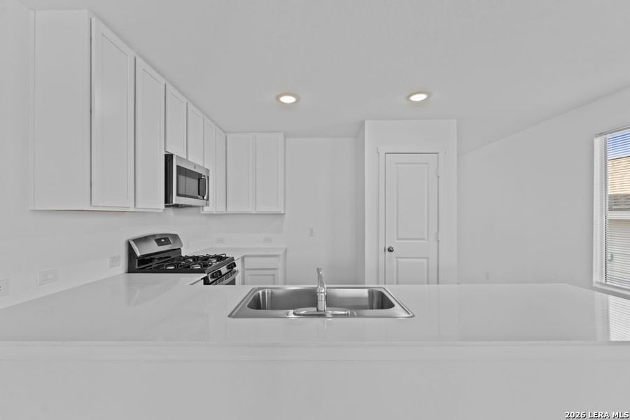 Furnished interior view inside a new home in Grace Valley, Marion (Image 8).