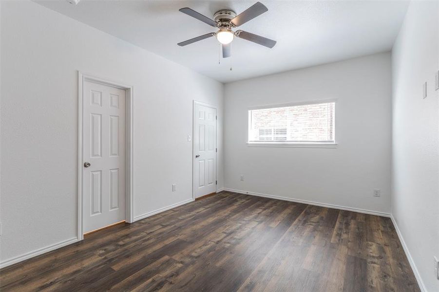 Ensuite Bath and Washer/Dryer Closet