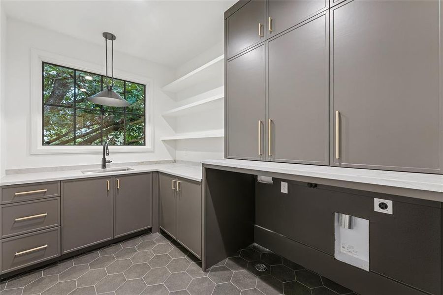 Furnished interior view inside a new home in , Dallas (Image 13). Furnished interior view inside a new home in , Dallas (Image 13).