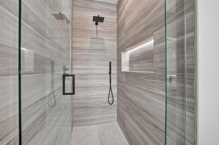 Close-up of interior finishes inside a home in , Fort Lauderdale (Image 22).