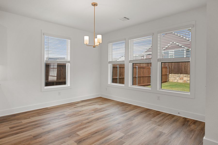 Spacious, unfurnished interior of a new home in Heritage Towne, Midlothian (Image 33). Spacious, unfurnished interior of a new home in Heritage Towne, Midlothian (Image 33).