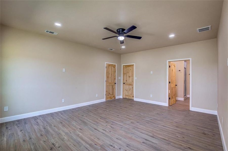 Spacious, unfurnished interior of a new home in , Terrell (Image 36).