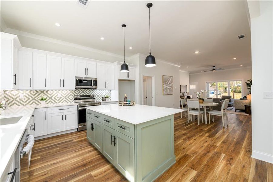Furnished interior view inside a new home in , Atlanta (Image 33).