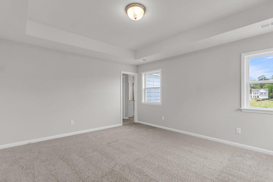 Spacious, unfurnished interior of a new home in Wildcat Chase, Summerville (Image 23).