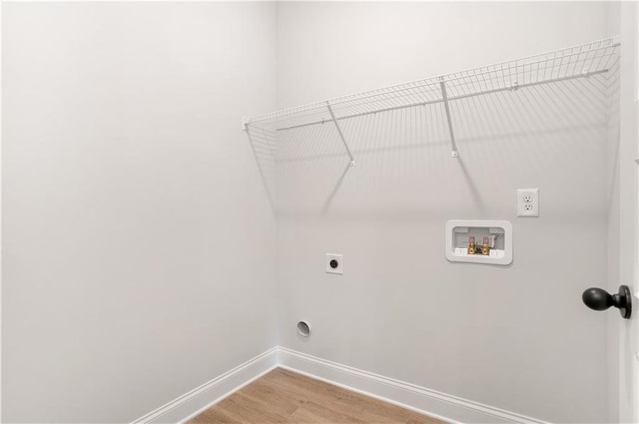 Spacious, unfurnished interior of a new home in , Bonaire (Image 16). Spacious, unfurnished interior of a new home in , Bonaire (Image 16).