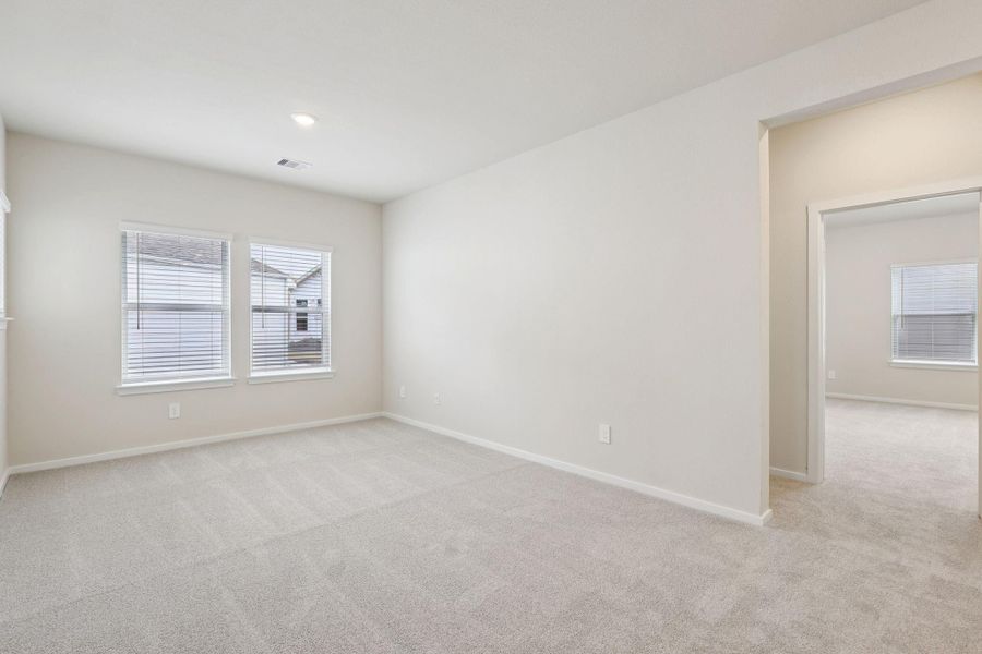 Spacious, unfurnished interior of a new home in Pinewood Trails - City Series, Atascocita (Image 27).