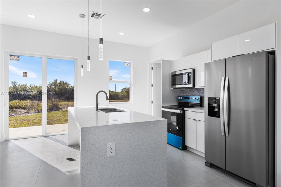 Image 22 of a home in .