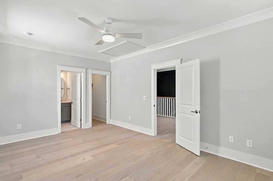 Representative unfurnished interior of a home built from the The Emerson by RobuckHomes in Stonehenge, Raleigh (Image 224).