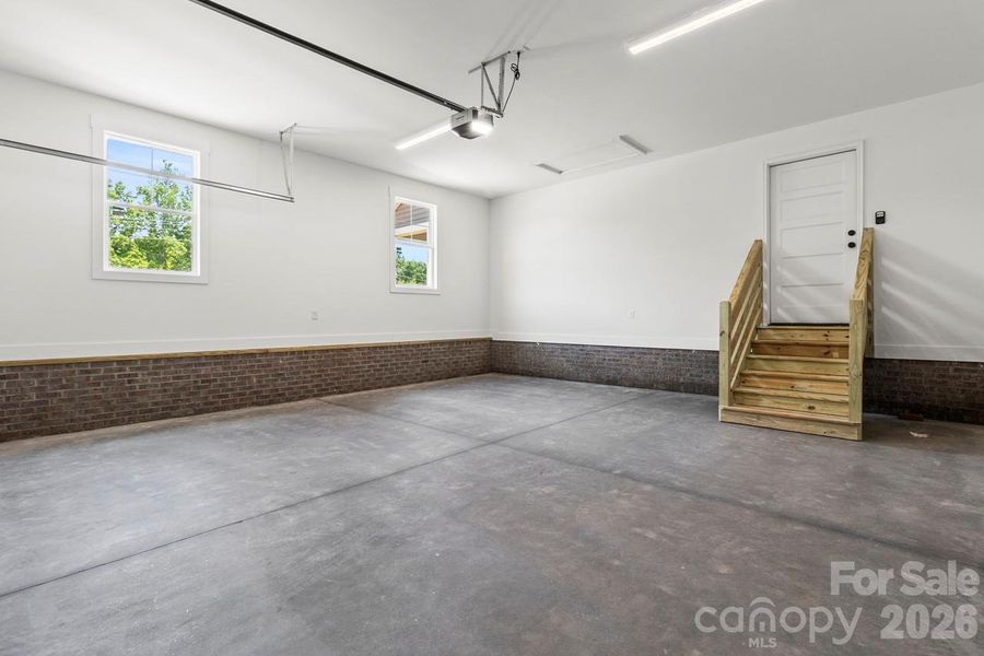 Spacious, unfurnished interior of a new home in , Lincolnton (Image 46).