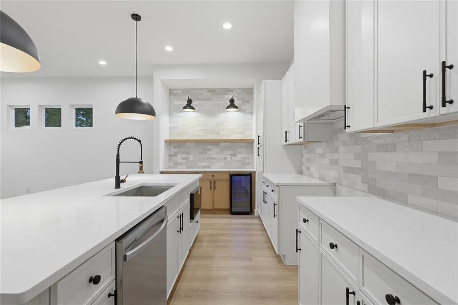 Furnished interior view inside a new home in , Dallas (Image 5).