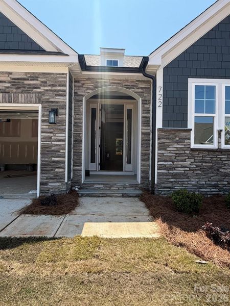 Homesite 130 features an Avery F floorplan Homesite 130 features an Avery F floorplan