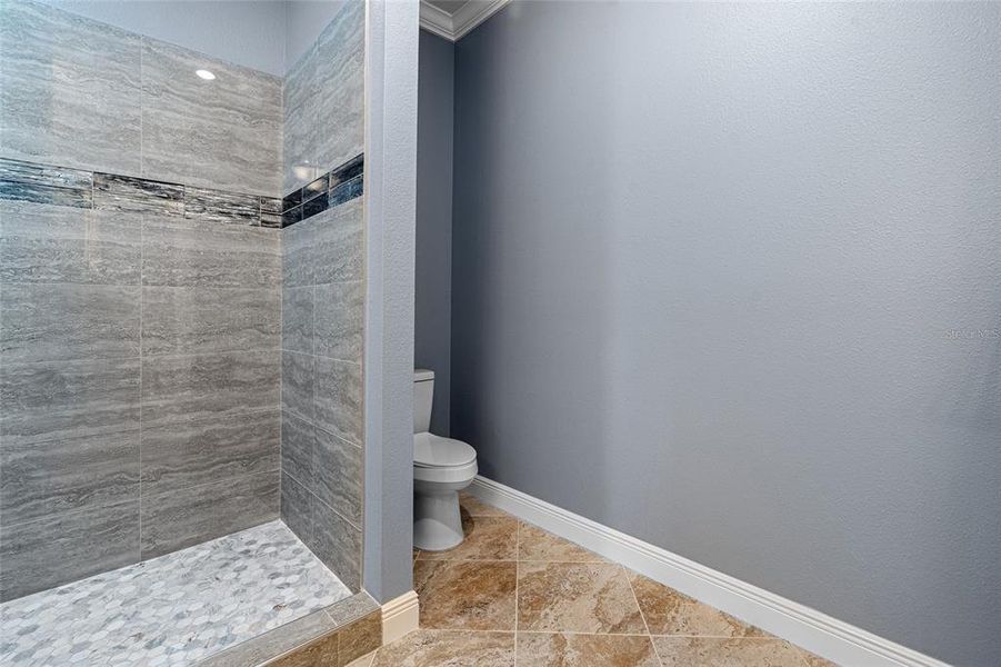 Image 32 of a home in .