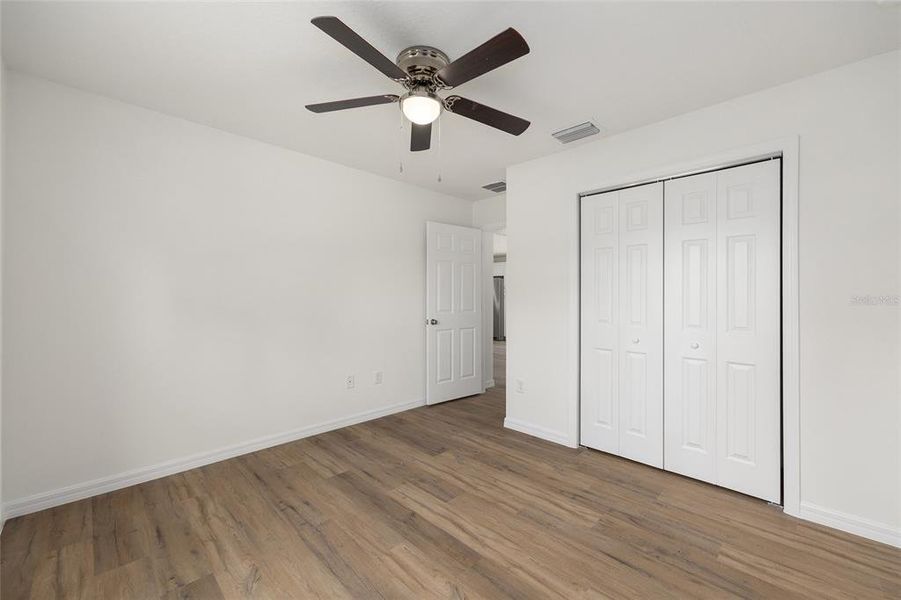 Spacious, unfurnished interior of a new home in , Silver Springs (Image 19).