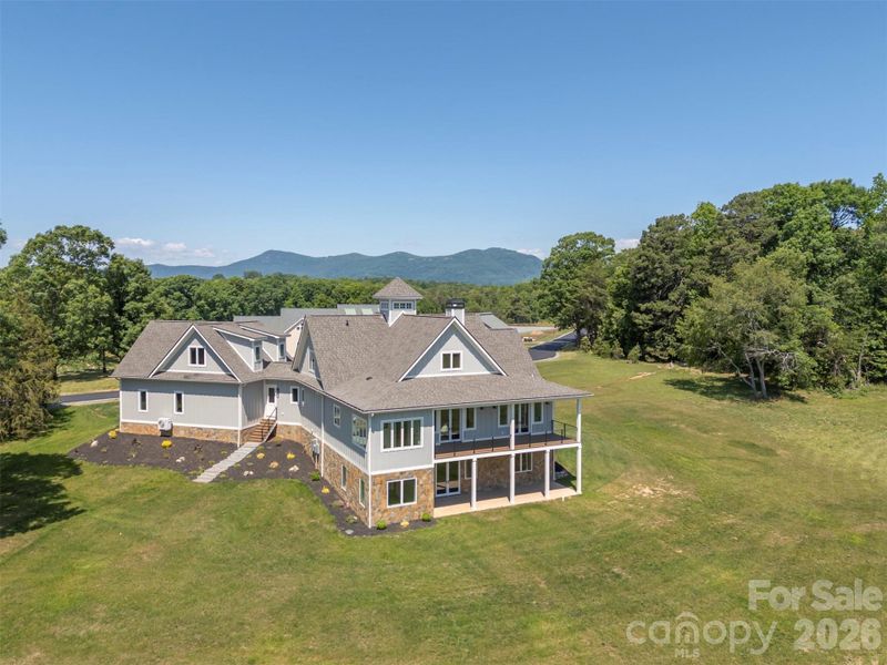 Exterior details and patio area of a home in , Tryon (Image 3).