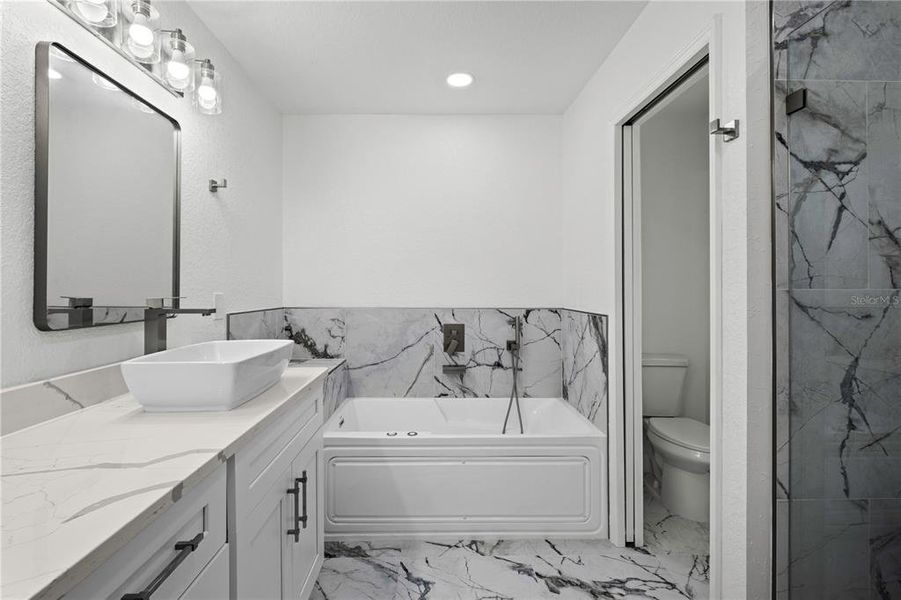 Furnished interior view inside a new home in , Dunnellon (Image 7).