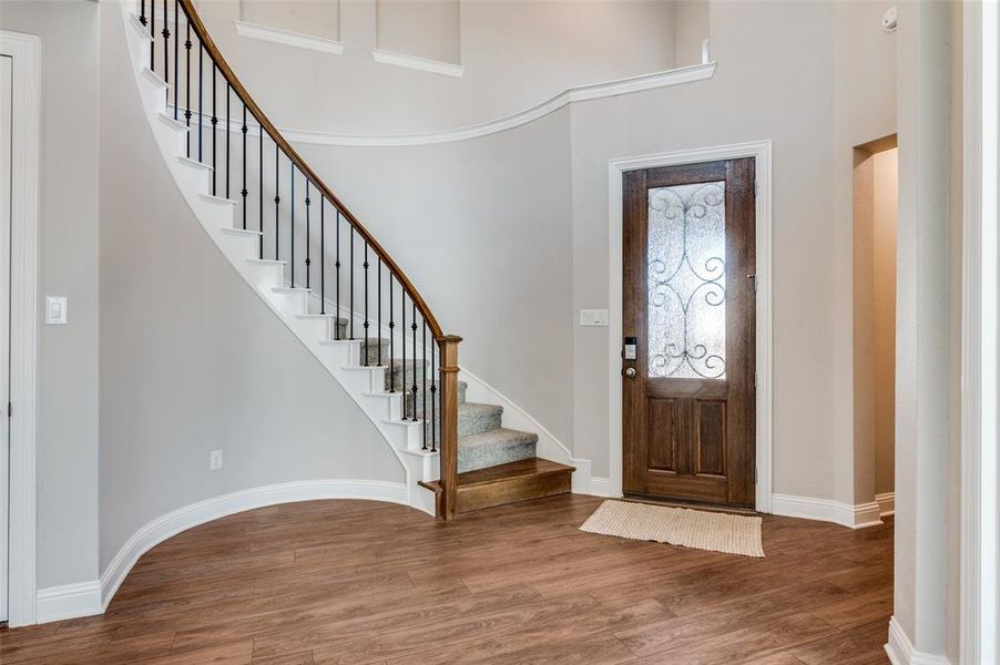 Spacious, unfurnished interior of a new home in , Mansfield (Image 19).