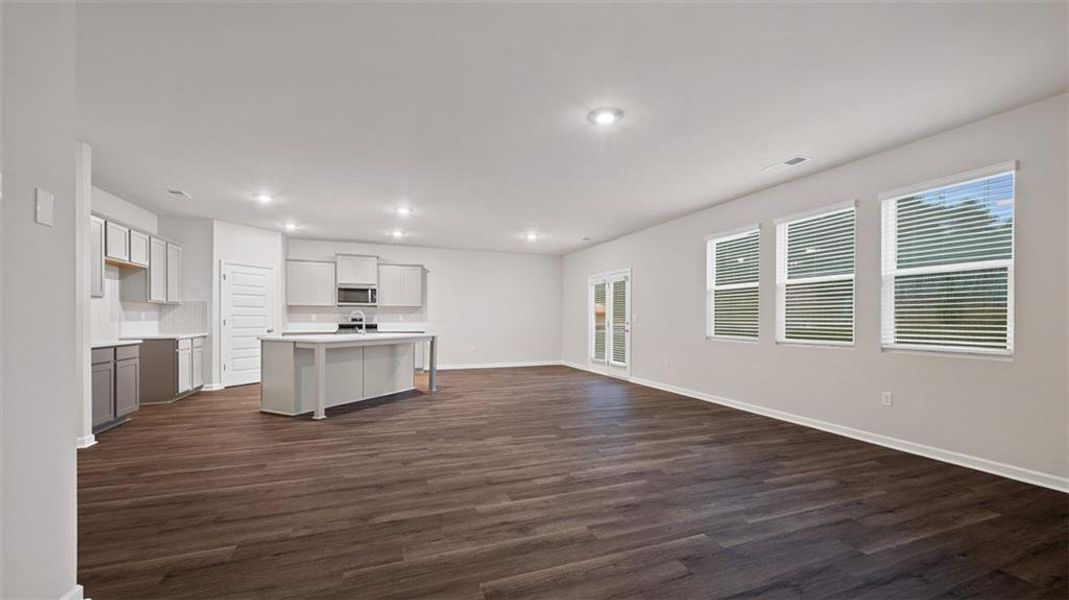 Spacious, unfurnished interior of a new home in Bridle Creek, Locust Grove (Image 14). Spacious, unfurnished interior of a new home in Bridle Creek, Locust Grove (Image 14).