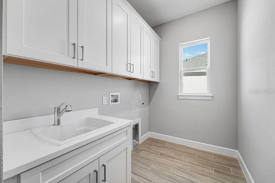 Furnished interior view inside a new home in Esplanade at Center Lake Ranch, St. Cloud (Image 6).
