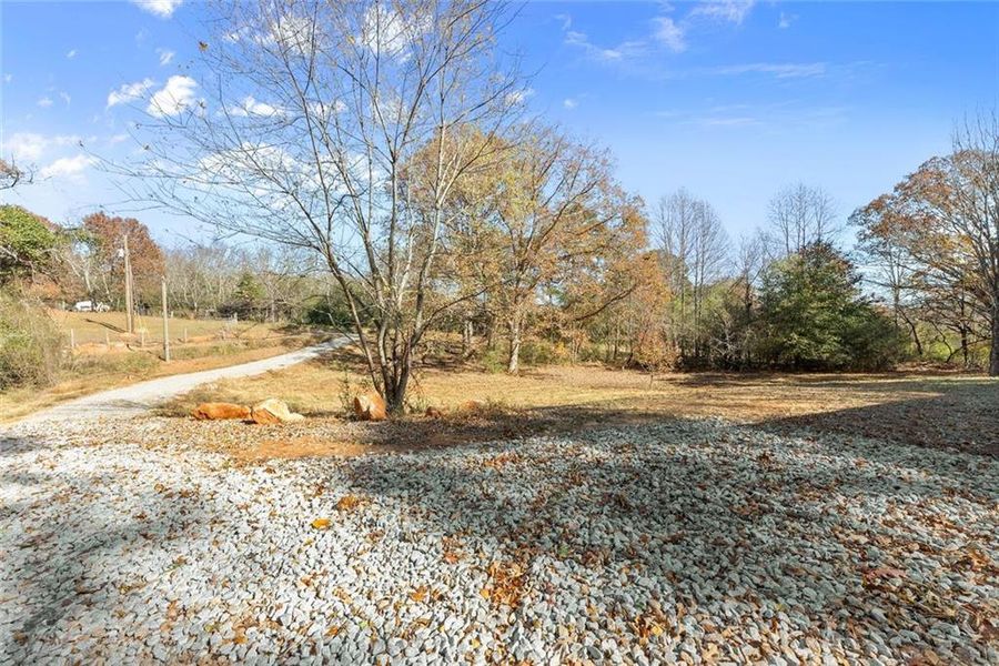 Natural landscape and outdoor views near  in Cleveland (Image 44).