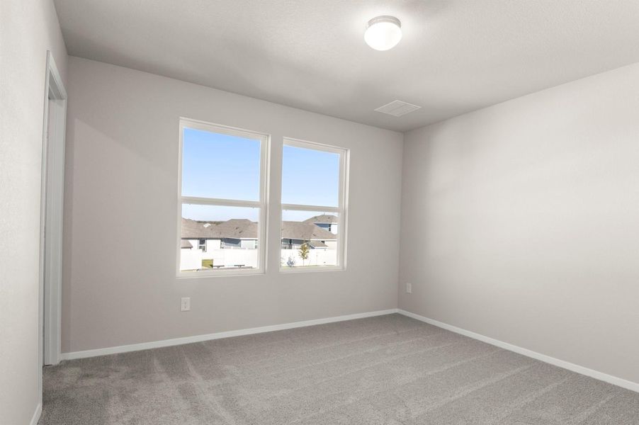 Spacious, unfurnished interior of a new home in Harvest Ridge, Elgin (Image 23).