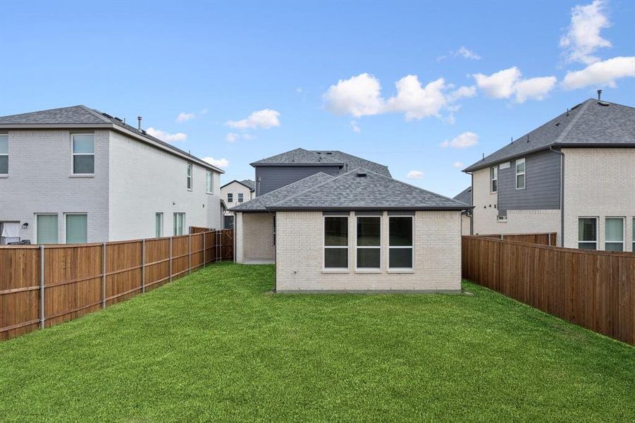 Exterior details and patio area of a home in Santorini, Seagoville (Image 3). Exterior details and patio area of a home in Santorini, Seagoville (Image 3).