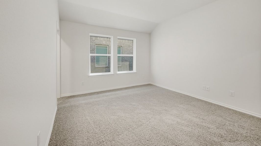 Spacious, unfurnished interior of a new home in Waverly Estates, Josephine (Image 9).