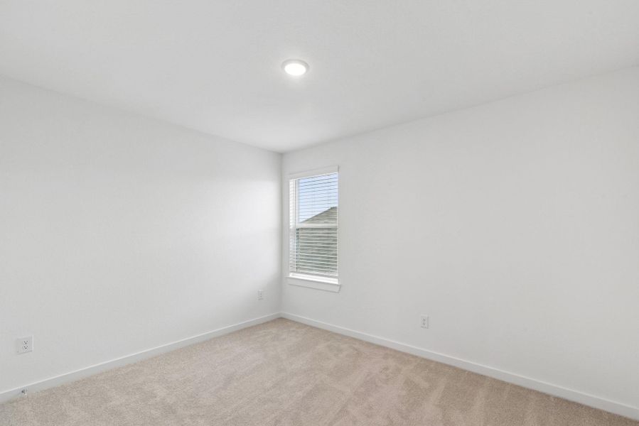 Spacious, unfurnished interior of a new home in Summerview, Fulshear (Image 26).