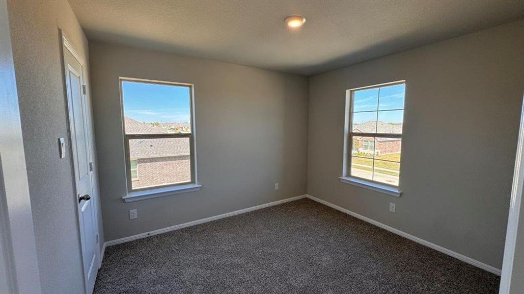 Spacious, unfurnished interior of a new home in Meadowbrook Estates, Cleburne (Image 20).