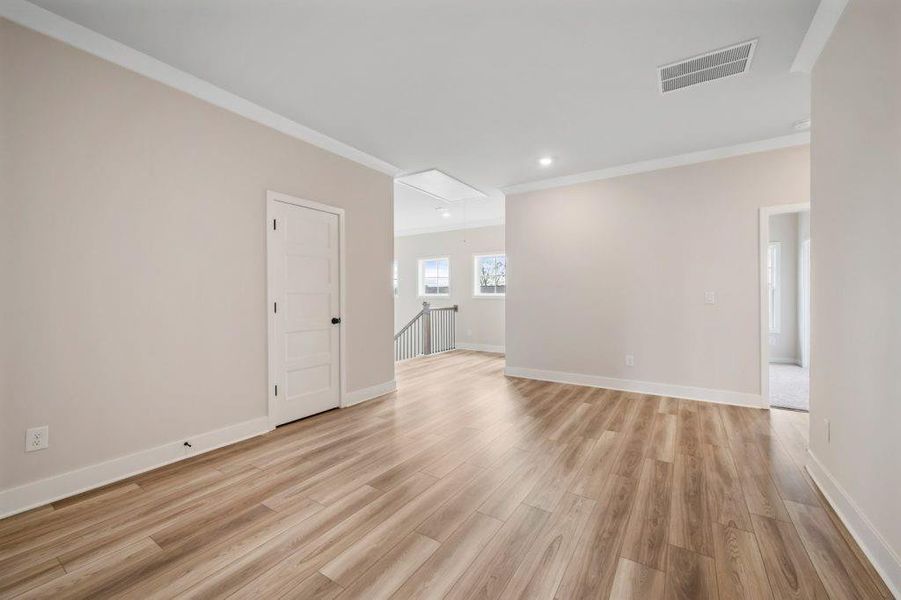 Spacious, unfurnished interior of a new home in Pinecrest Ridge, Dacula (Image 35).