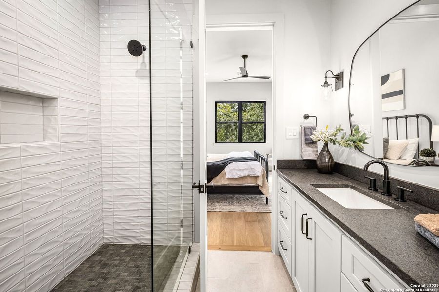 Furnished interior view inside a new home in , New Braunfels (Image 22). Furnished interior view inside a new home in , New Braunfels (Image 22).