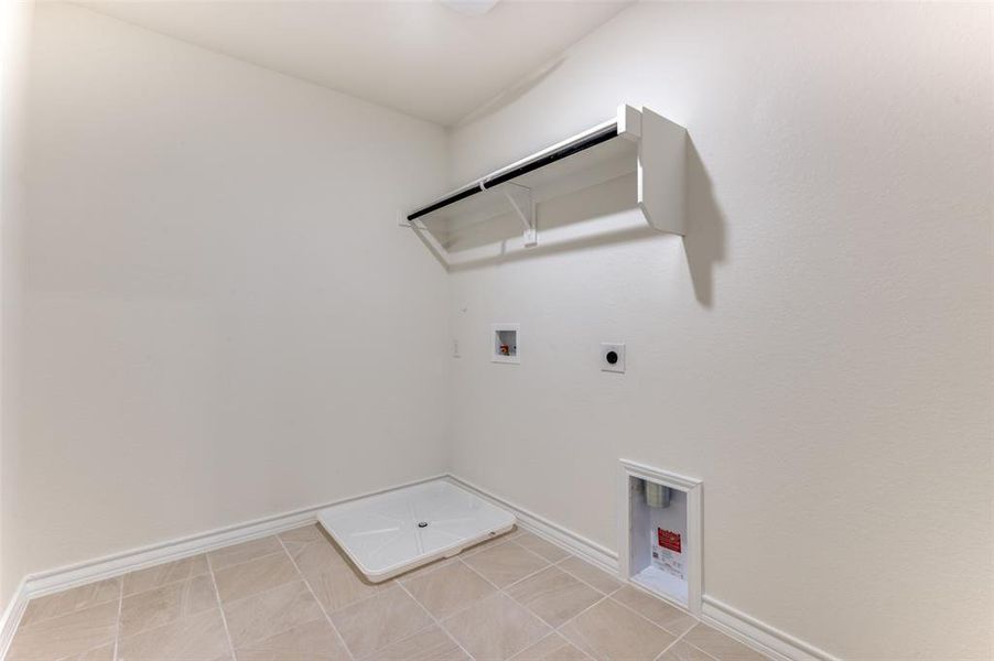 Spacious, unfurnished interior of a new home in Eagle Creek, Denton (Image 20). Spacious, unfurnished interior of a new home in Eagle Creek, Denton (Image 20).