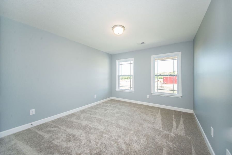 Representative unfurnished interior of a home built from the Jackson by Enchanted Homes in Ballentine Ridge, Lyman (Image 38).