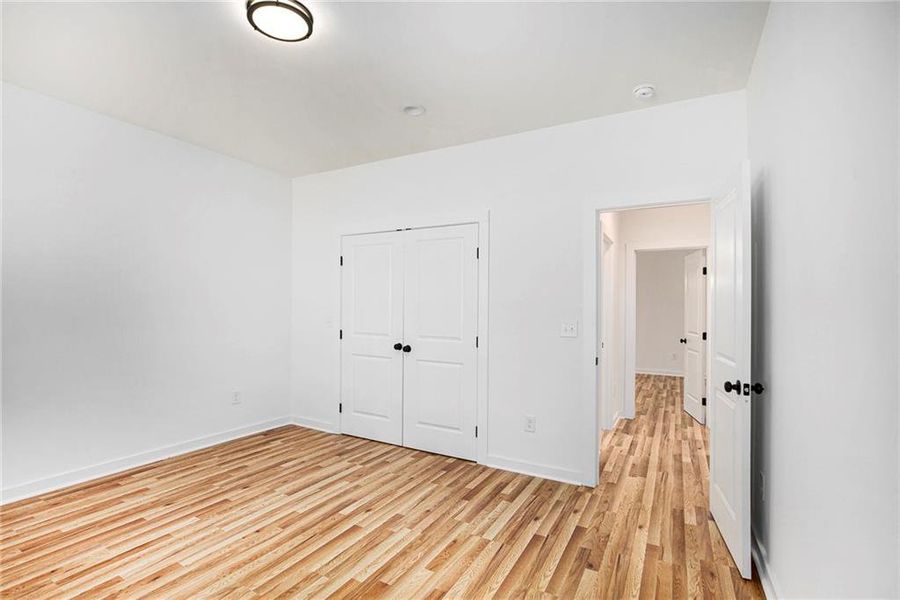 Spacious, unfurnished interior of a new home in , Villa Rica (Image 9).