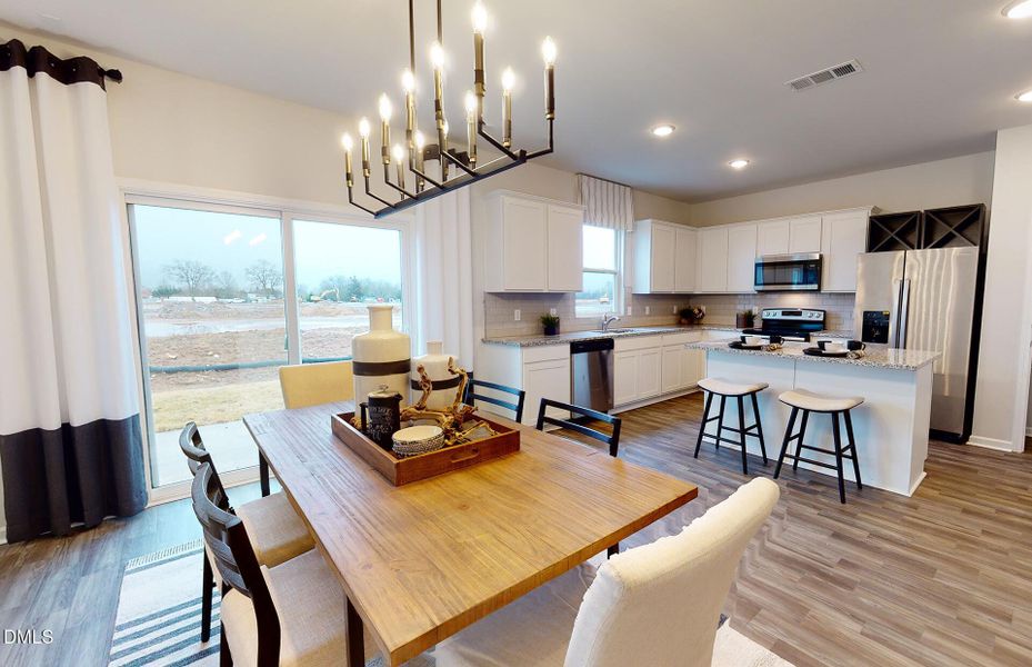 TN CTX RL Rosella INT Dining 1