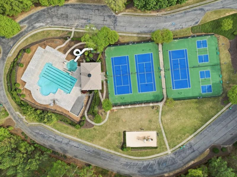 Community amenities in , Canton (Image 63).