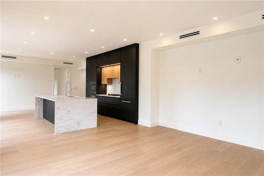 Spacious, unfurnished interior of a new home in , Sandy Springs (Image 17). Spacious, unfurnished interior of a new home in , Sandy Springs (Image 17).