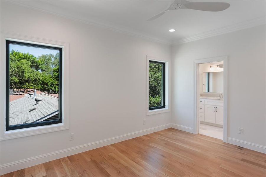 Spacious, unfurnished interior of a new home in , Richardson (Image 21).