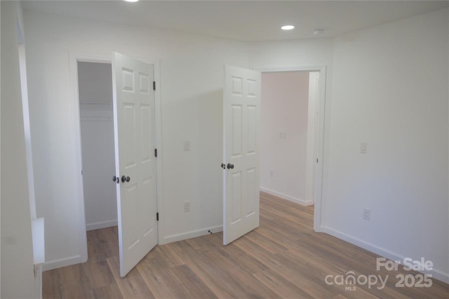 Spacious, unfurnished interior of a new home in , Forest City (Image 25). Spacious, unfurnished interior of a new home in , Forest City (Image 25).