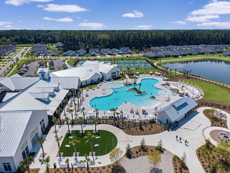Community amenities in , Summerville (Image 34).