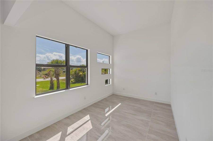 Spacious, unfurnished interior of a new home in , Port Charlotte (Image 64).