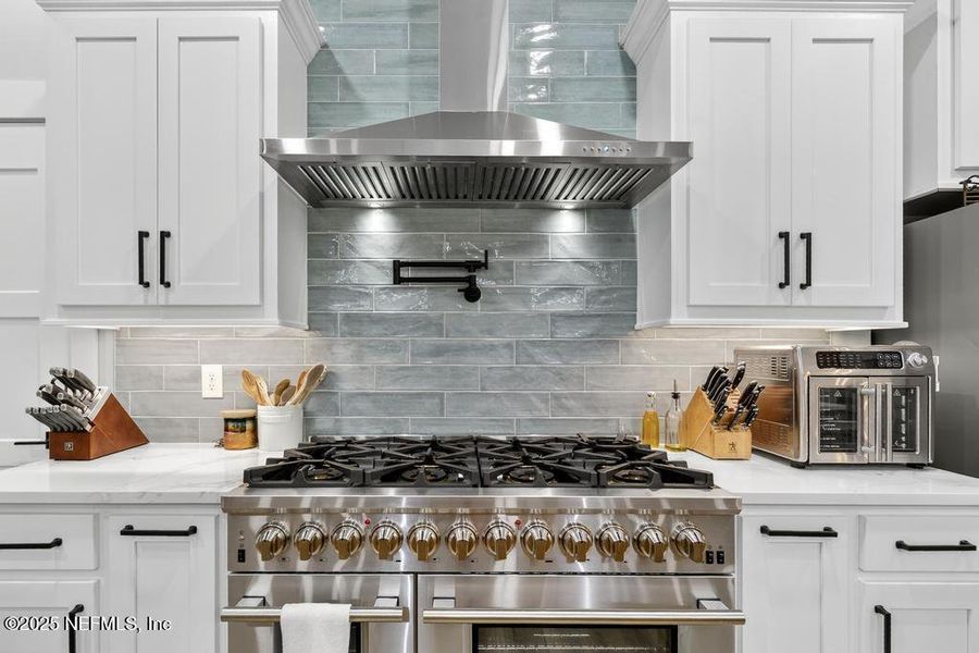 Furnished interior view inside a new home in , Fernandina Beach (Image 5).