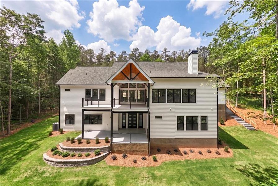Exterior details and patio area of a home in , Dawsonville (Image 4).