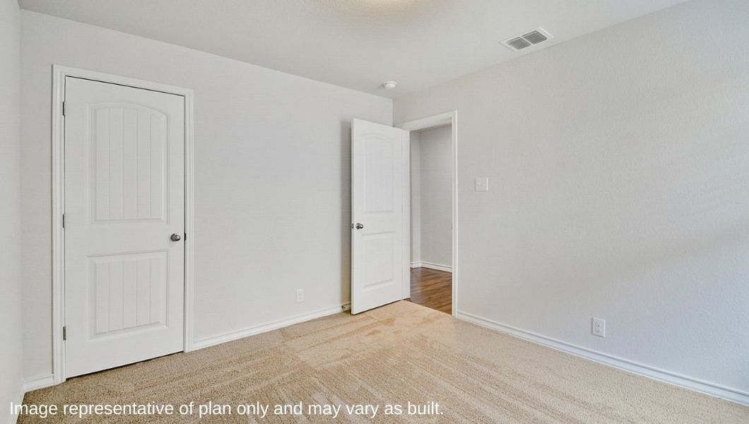 Spacious, unfurnished interior of a new home in Steele Creek, Cibolo (Image 16). Spacious, unfurnished interior of a new home in Steele Creek, Cibolo (Image 16).