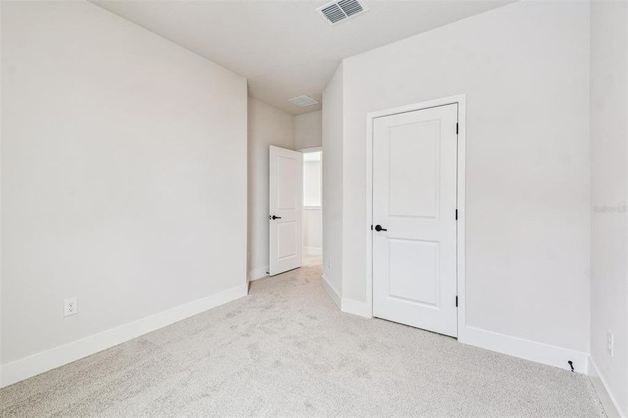 Spacious, unfurnished interior of a new home in North River Ranch – Garden Series, Parrish (Image 25).