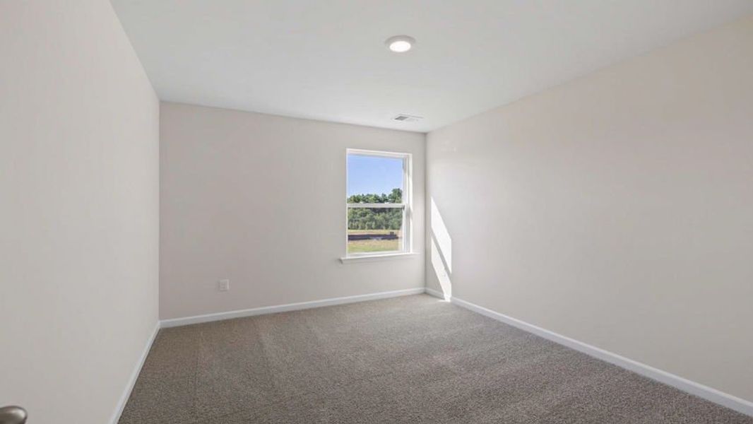 Spacious, unfurnished interior of a new home in Covington Village, Greer (Image 26).