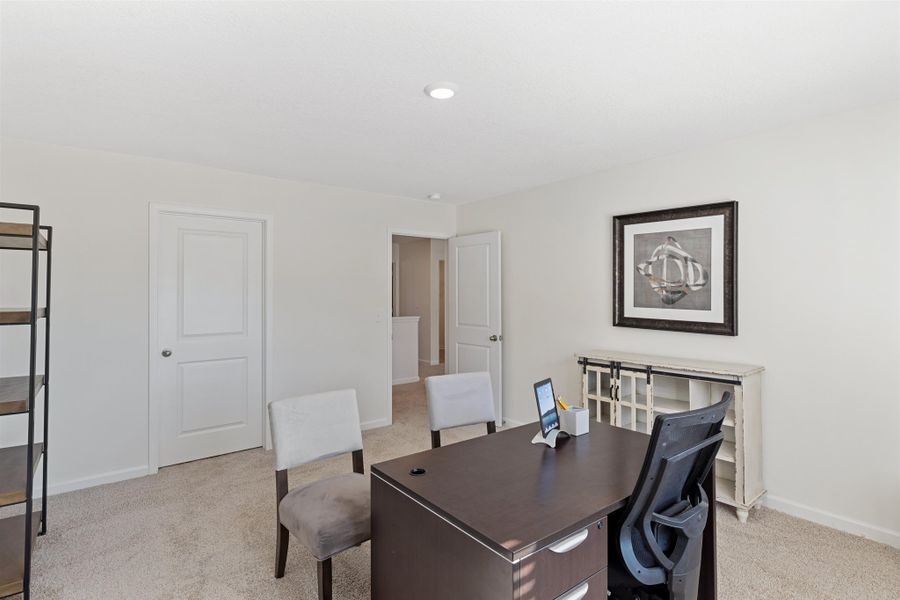 Representative furnished interior of a home built from the Hanover by D.R. Horton in Hillcrest Landing, McDonald (Image 16).