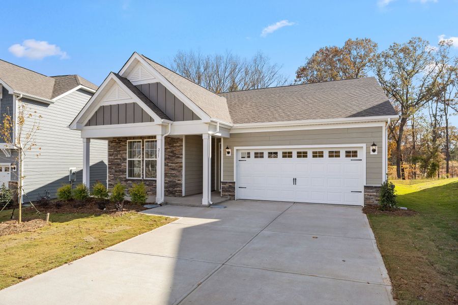 2,283sf New Home in York, SC.  - Slide 3